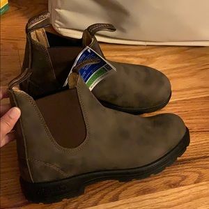 Blundstone Size 10 boots. BRAND NEW! NEVER WORN!